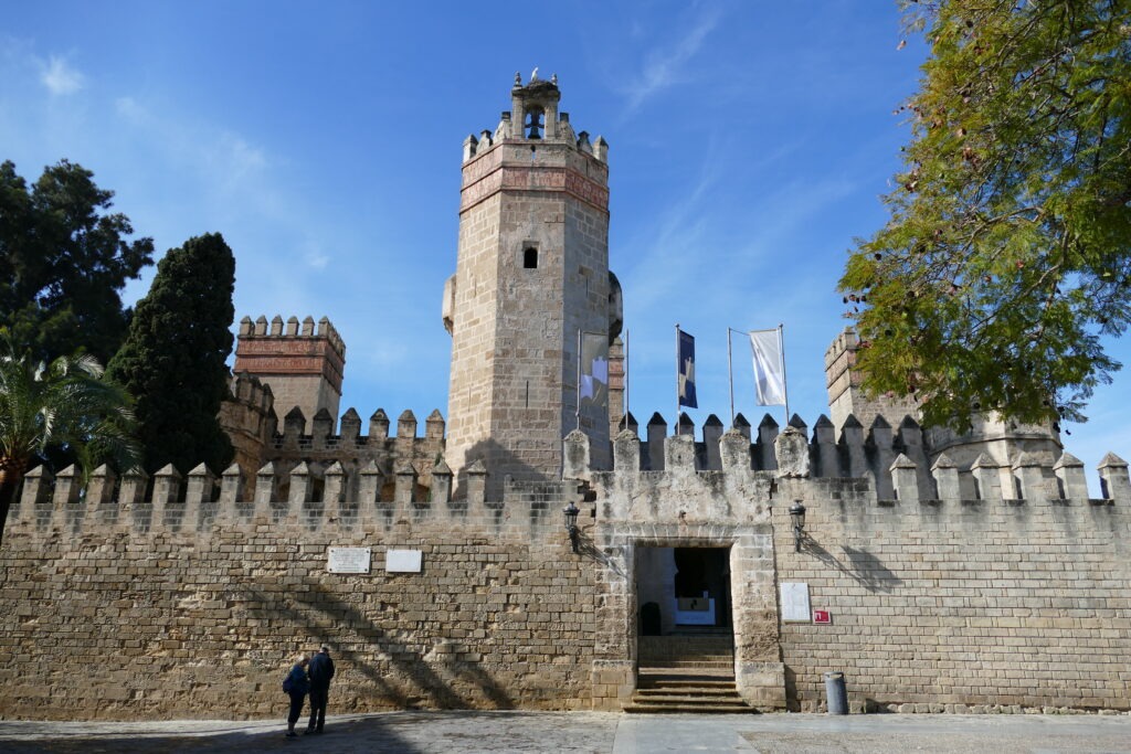 pevnost s cimbuřím a věž