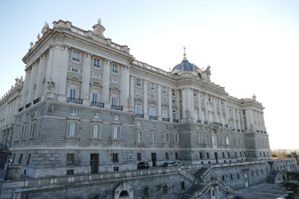 Budova královského paláce v Madridu