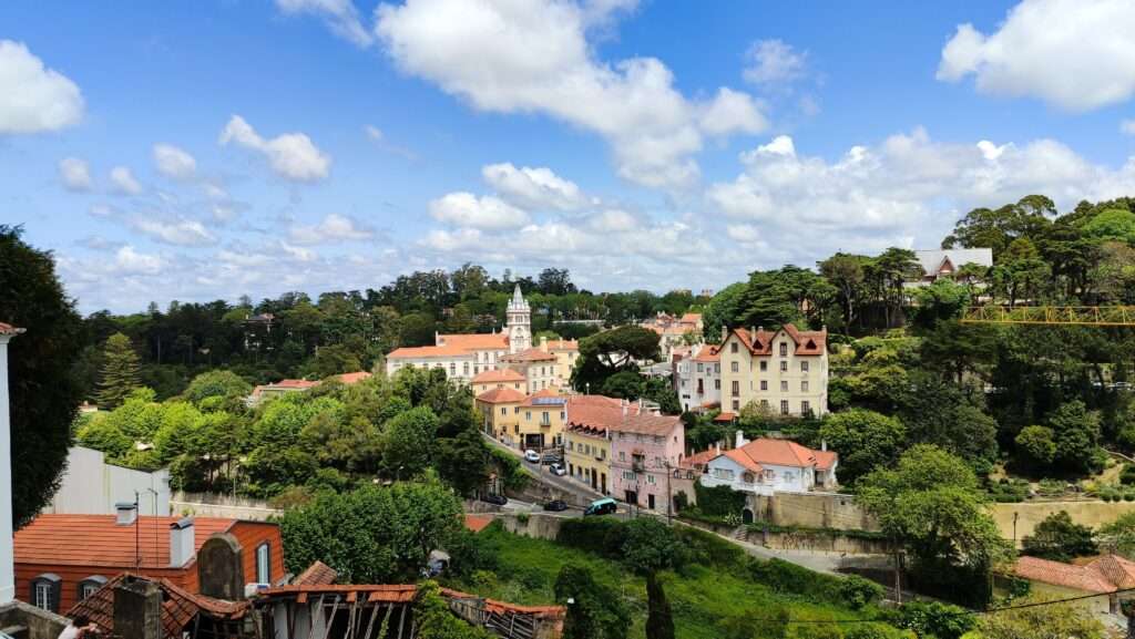 Pohled na centrum Sintry s tradičními portugalskými domy