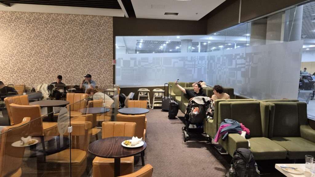 Letištní salonek na Kypru